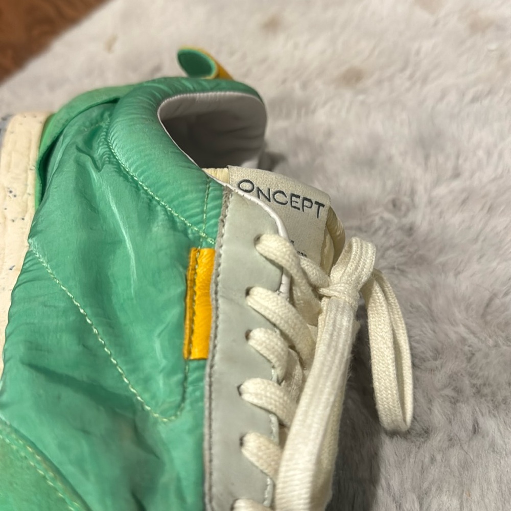 Oncept tennis shoes